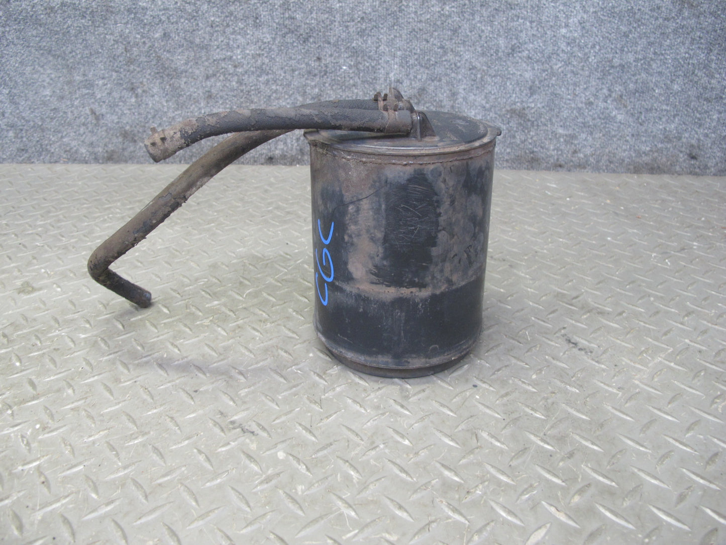 88-96 Chevrolet Corvette C4 Fuel Evap Vapor Charcoal Canister OEM