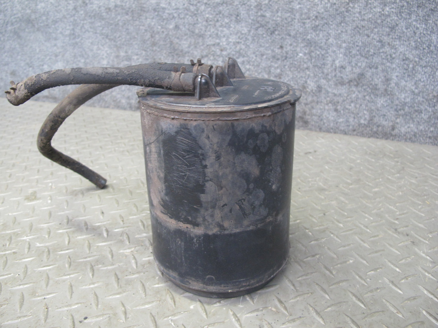 88-96 Chevrolet Corvette C4 Fuel Evap Vapor Charcoal Canister OEM