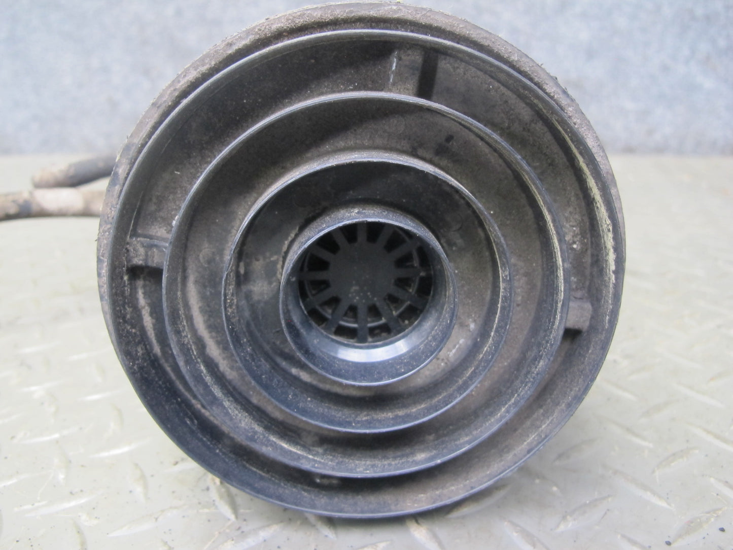 88-96 Chevrolet Corvette C4 Fuel Evap Vapor Charcoal Canister OEM