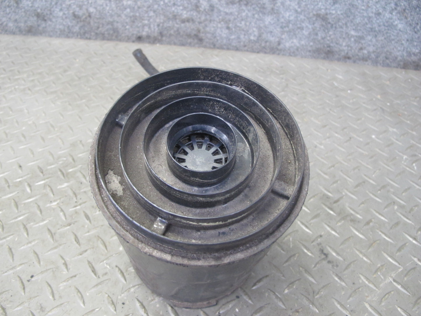 88-96 Chevrolet Corvette C4 Fuel Evap Vapor Charcoal Canister OEM