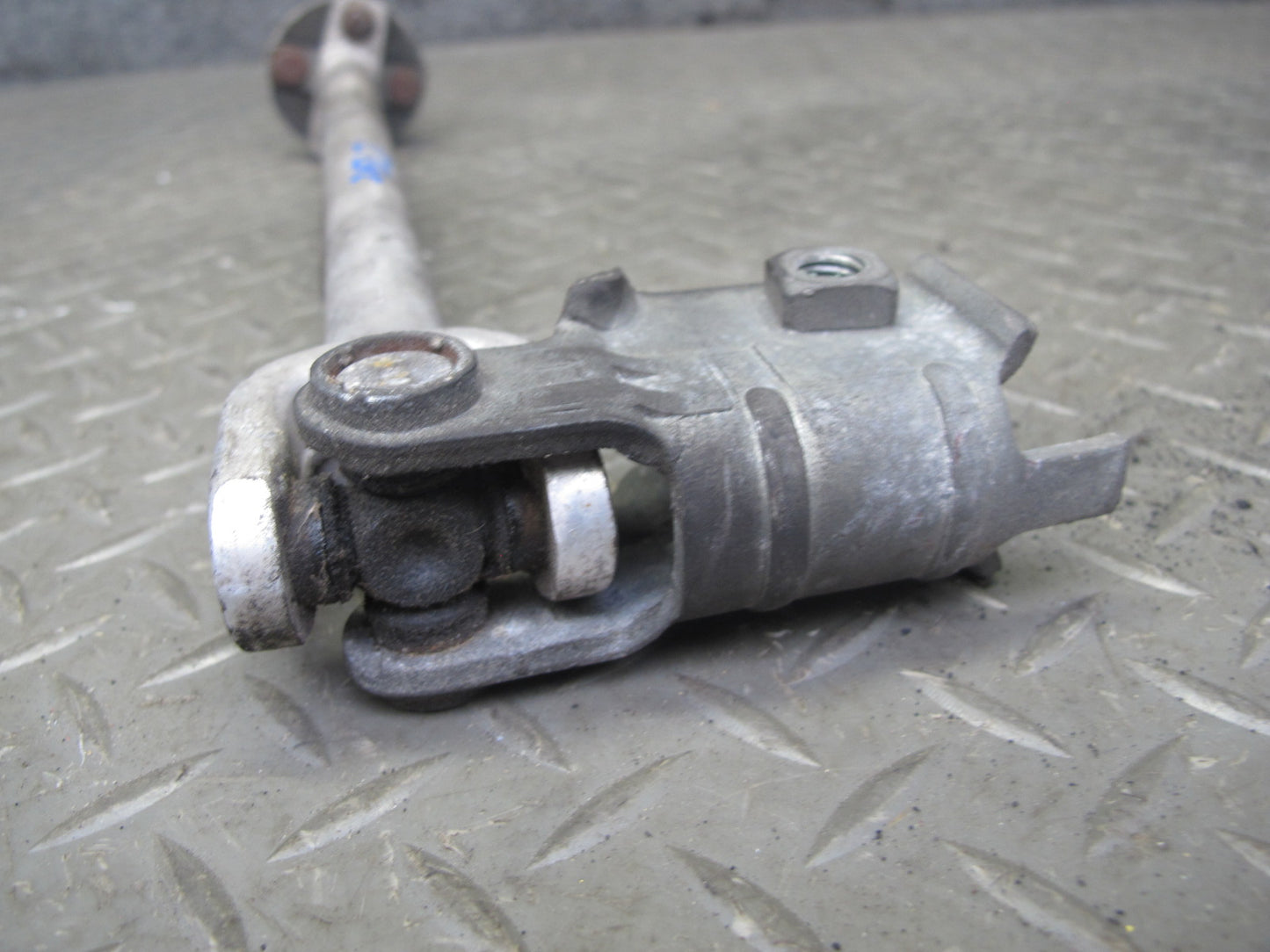 92-96 Chevrolet Corvette C4 Steering Column Coupler Intermediate Shaft OEM