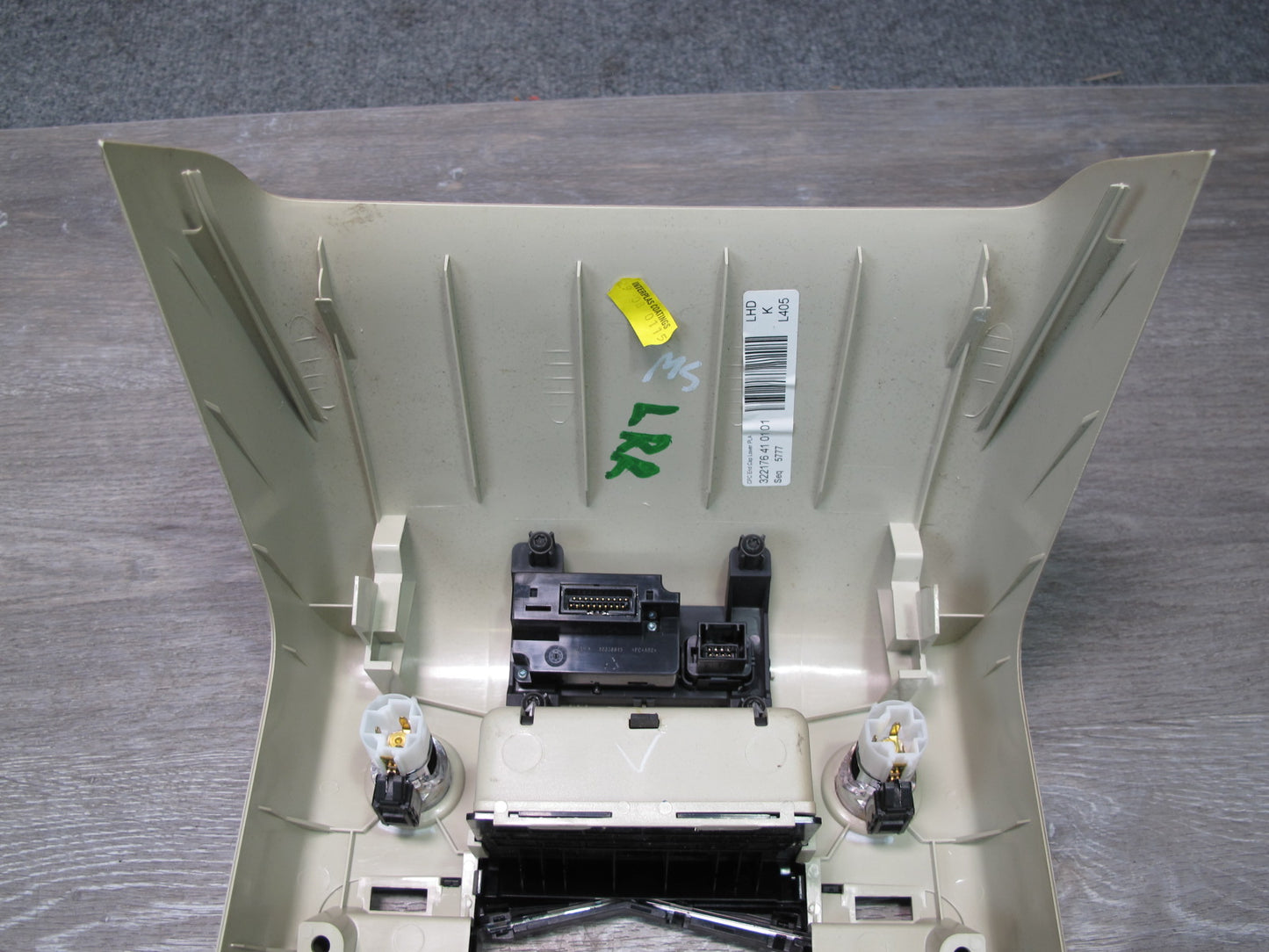 2013-2017 Range Rover L405 Rear Center Console Trim Panel w Multimedia Outlet