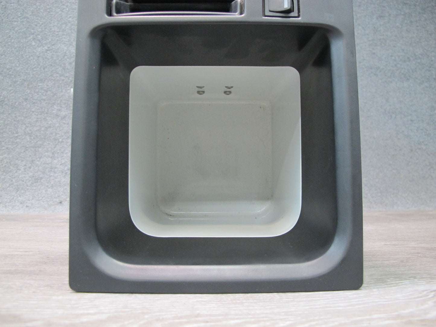 2013-2022 Land Range Rover L405 Center Console Fridge