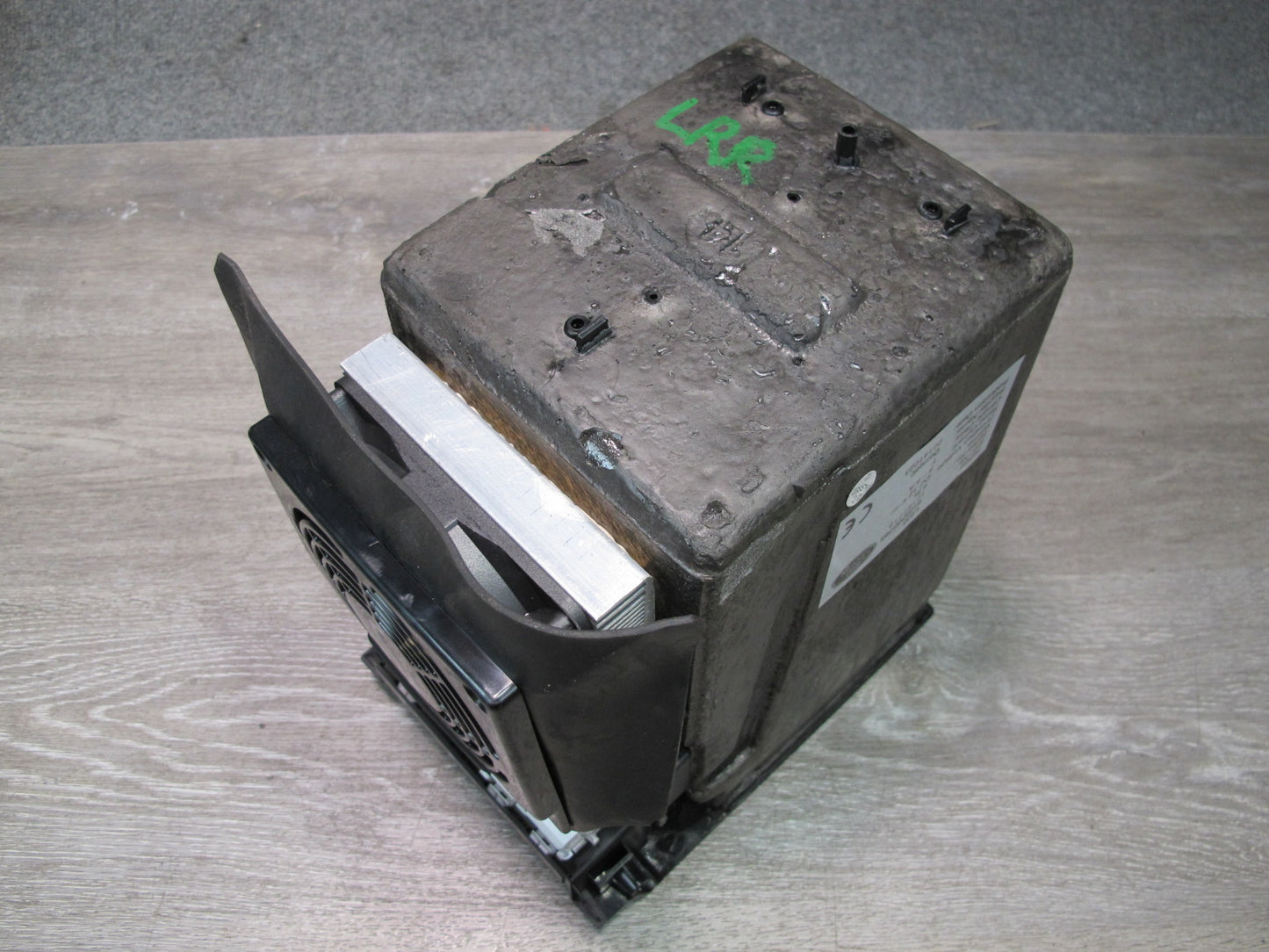 2013-2022 Land Range Rover L405 Center Console Fridge