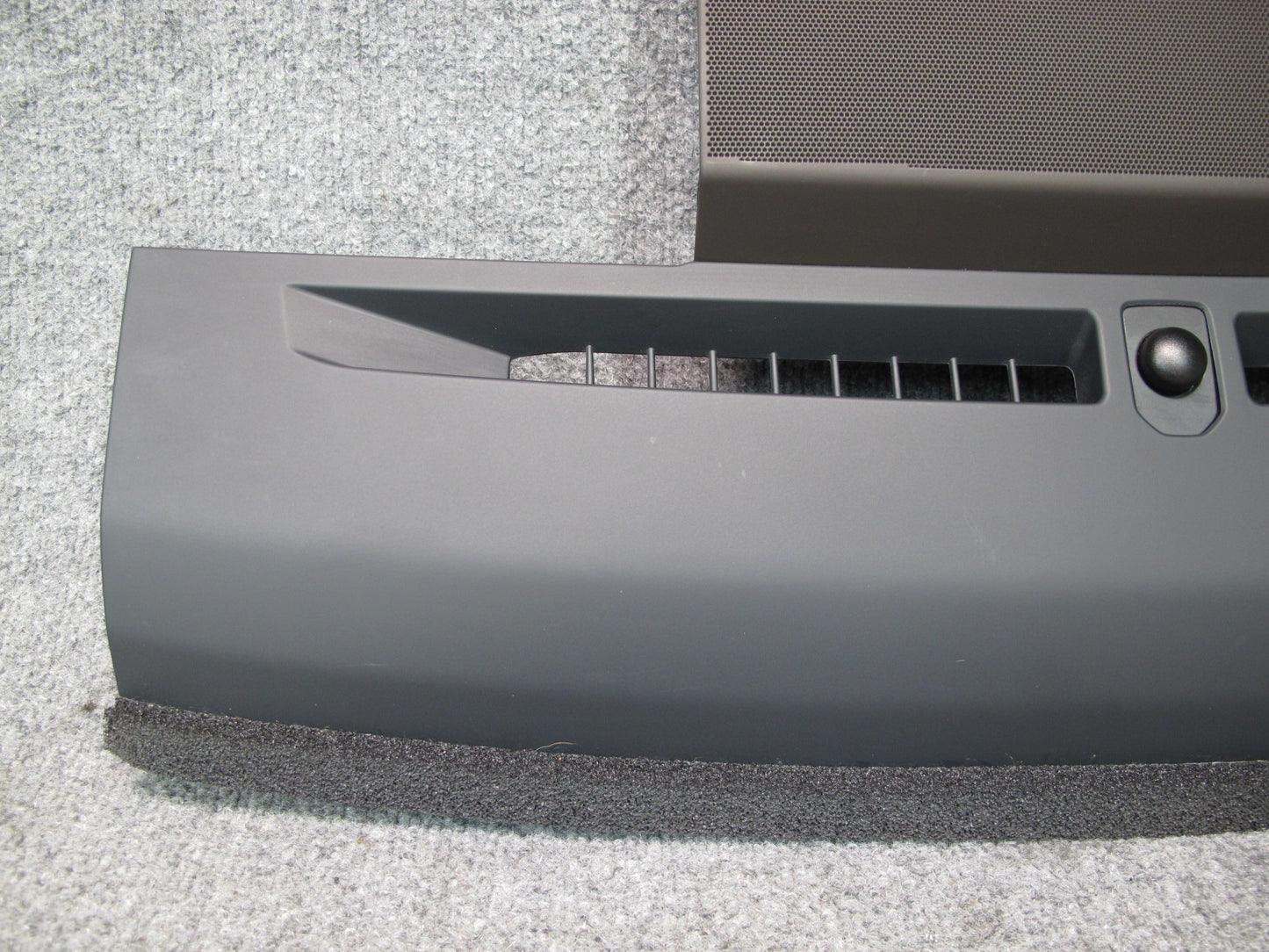 2013-2017 Land Range Rover L405 Dash Upper Trim Defrost Panel w Speaker Grille