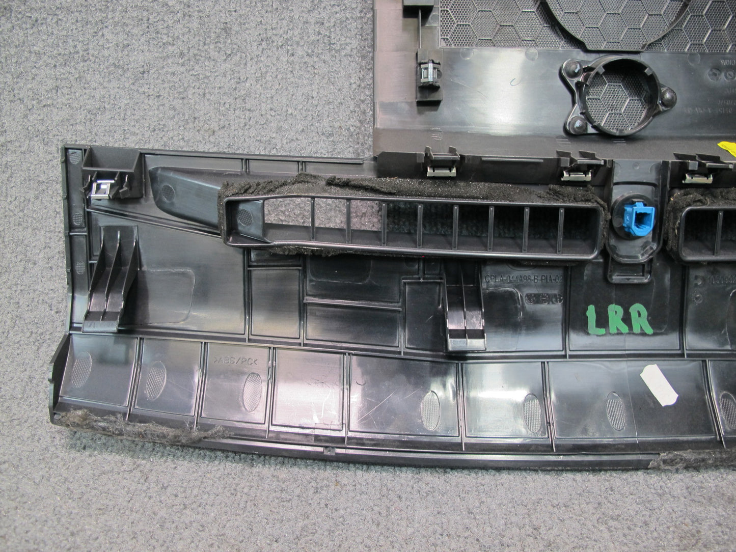 2013-2017 Land Range Rover L405 Dash Upper Trim Defrost Panel w Speaker Grille