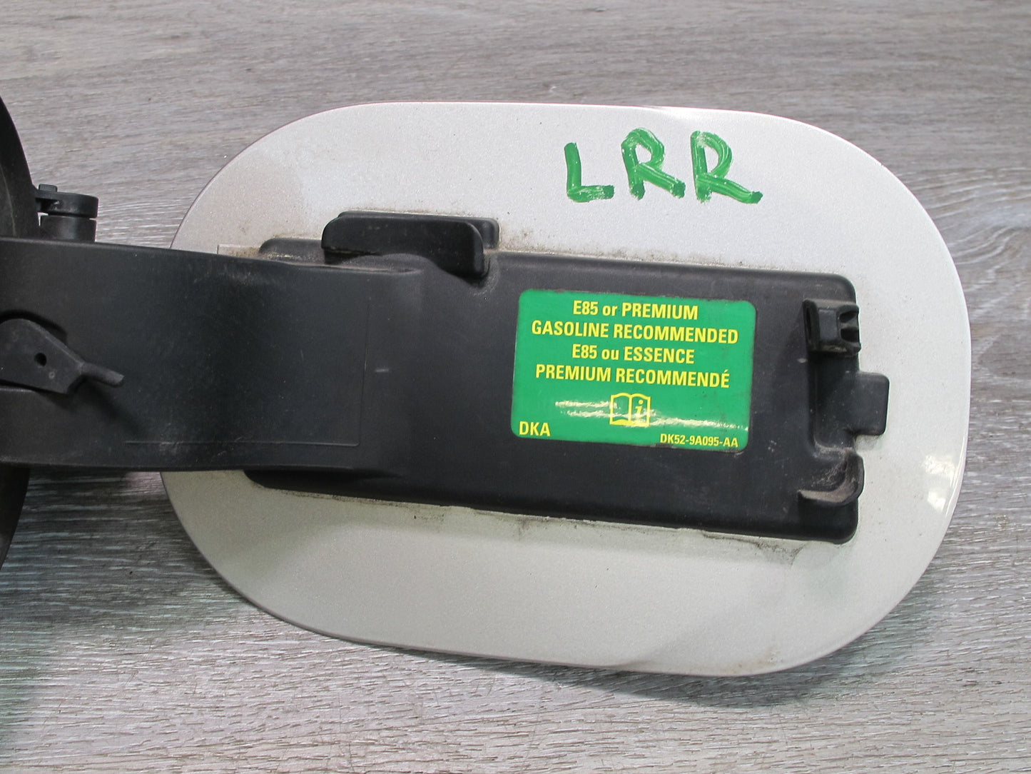 2013-2022 Land Range Rover L405 Fuel Tank Filler Door Lid Cover w Housing