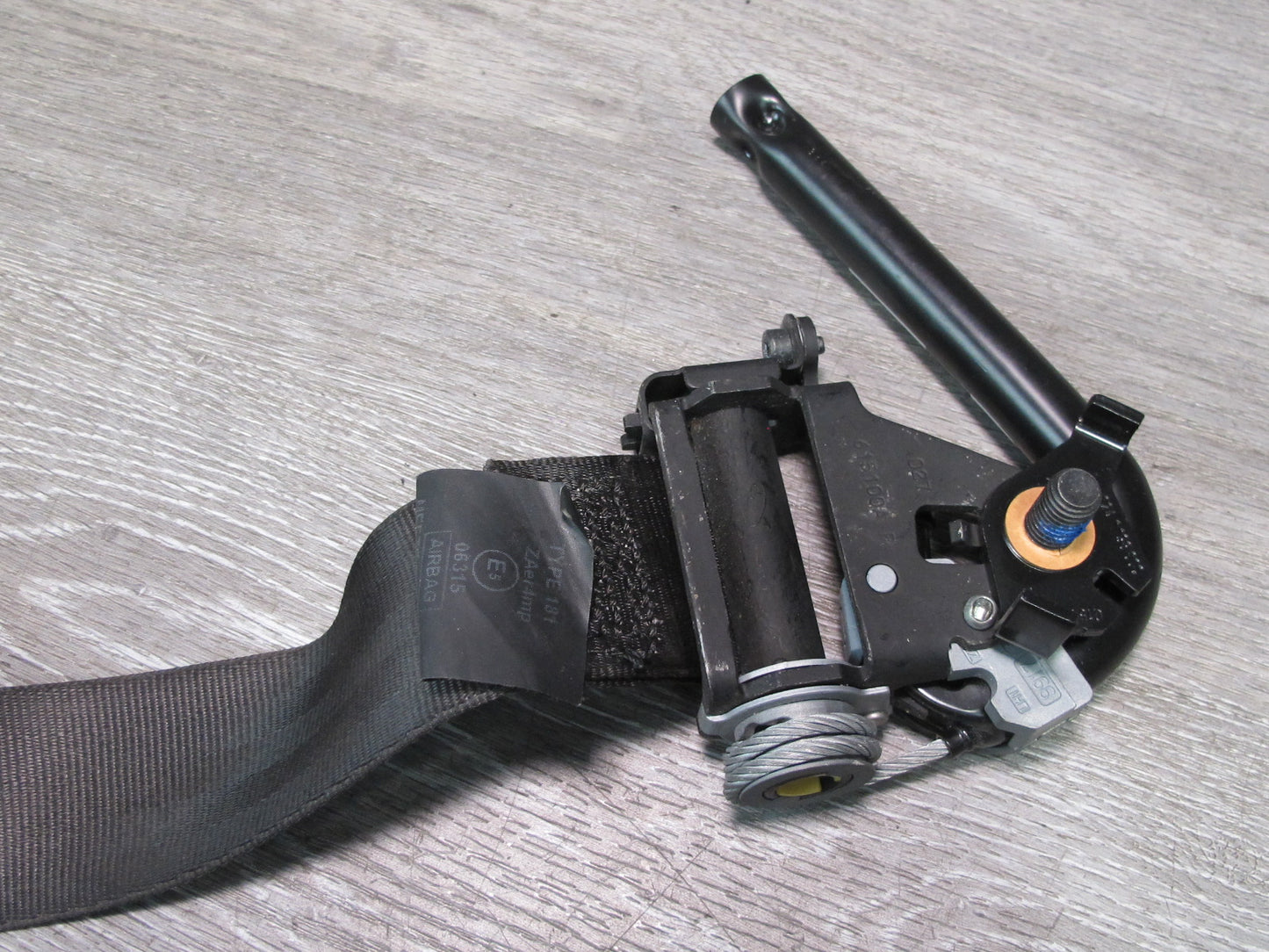13-17 LAND RANGE ROVER L405 FRONT LEFT DRIVER SIDE SEATBELT RETRACTOR OEM