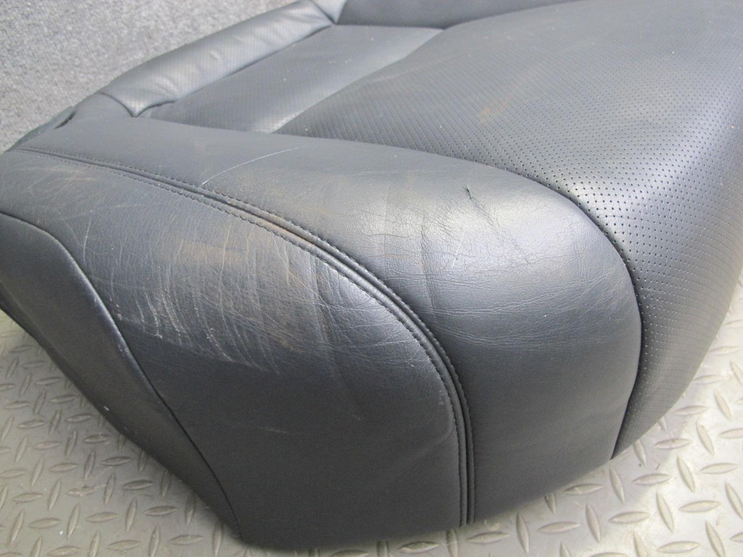 07-08 Lexus LS600h LS460 Rear Right Leather Seat Lower Cushion Black OEM