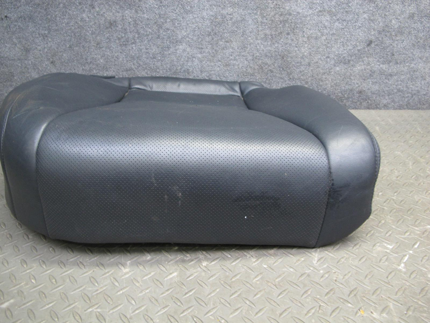 07-08 Lexus LS600h LS460 Rear Right Leather Seat Lower Cushion Black OEM