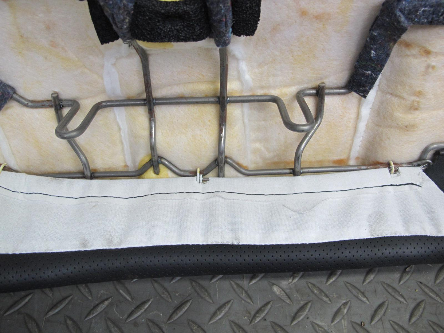 07-08 Lexus LS600h LS460 Rear Left Leather Seat Lower Cushion Black OEM