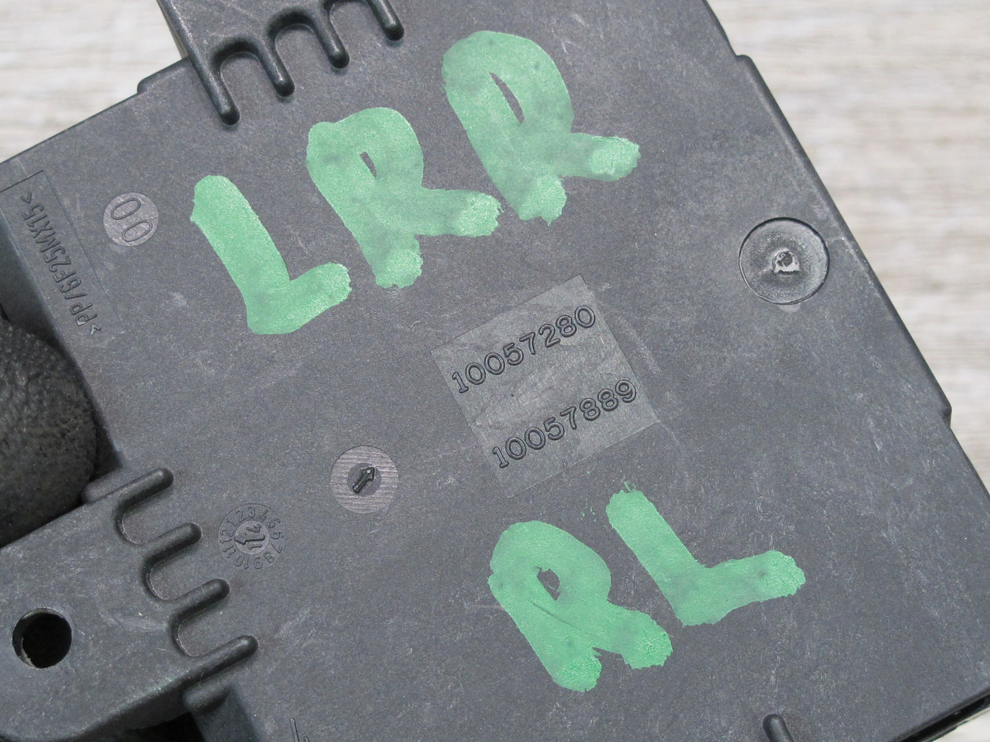 2013-2017 Land Range Rover L405 Rear Left Door Control Module EK52-14D620-AD