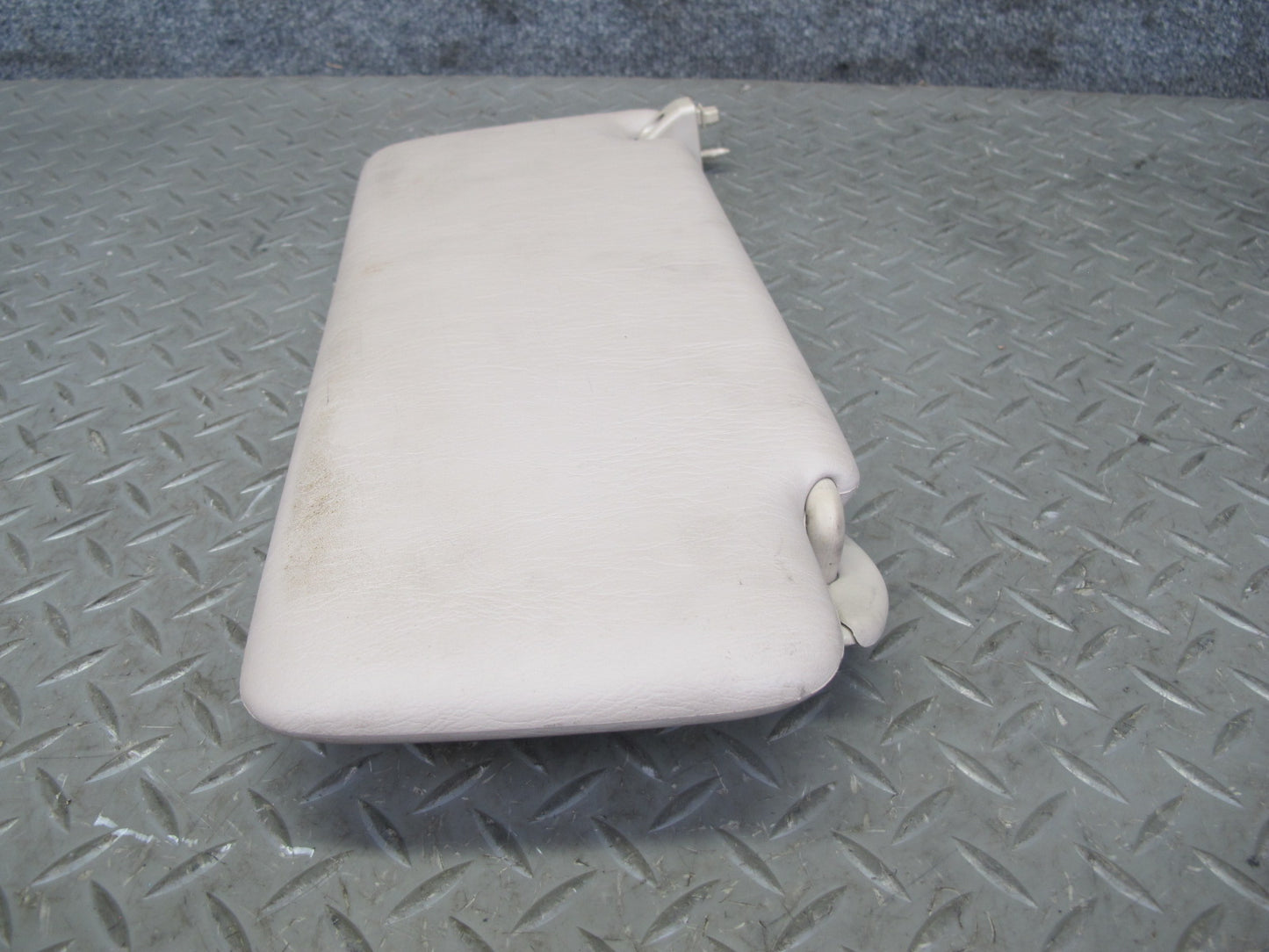 95-97 Lexus LS400 UCF20L Set of 2 Front Left & Right Sun Visor Ivory OEM