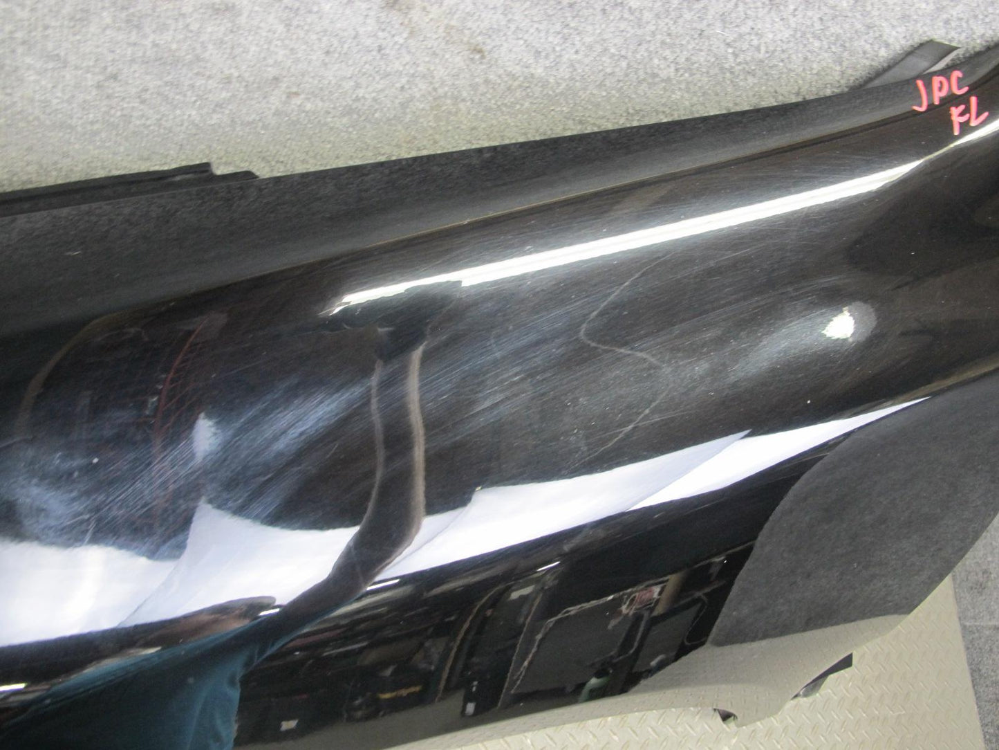 2003-2006 Porsche Cayenne 955 Front Left Fender Shell Cover Panel