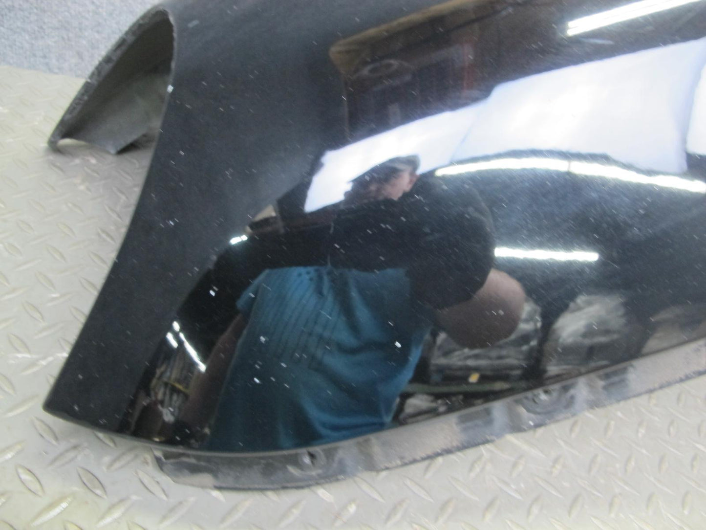 2003-2006 Porsche Cayenne 955 Front Left Fender Shell Cover Panel