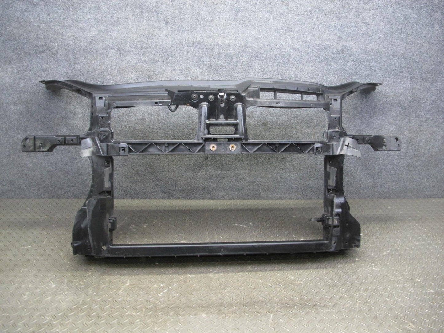 06-09 VW Golf R32 GTI MK5 Front Panel Radiator Core Support Carrier OEM