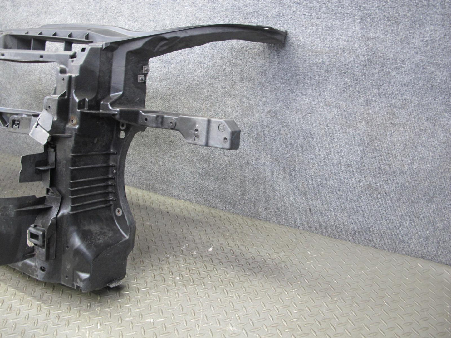 06-09 VW Golf R32 GTI MK5 Front Panel Radiator Core Support Carrier OEM