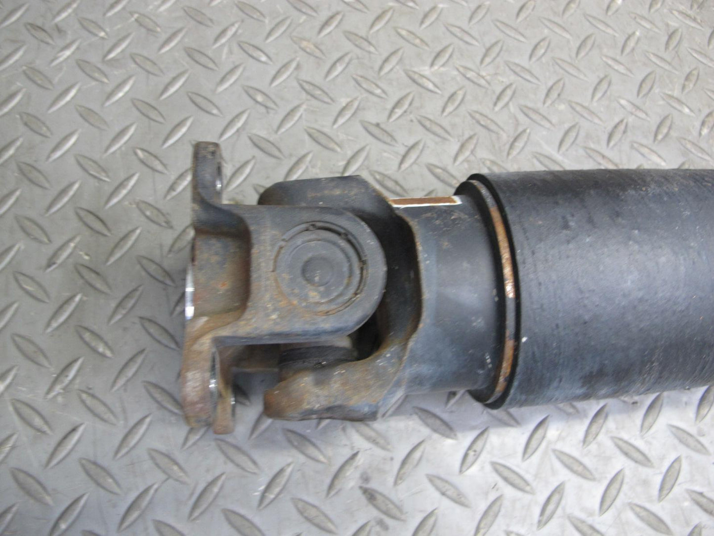 03-09 Nissan 350Z Z33 A/T Automatic Transmission Rear Driveshaft Drive Shaft OEM