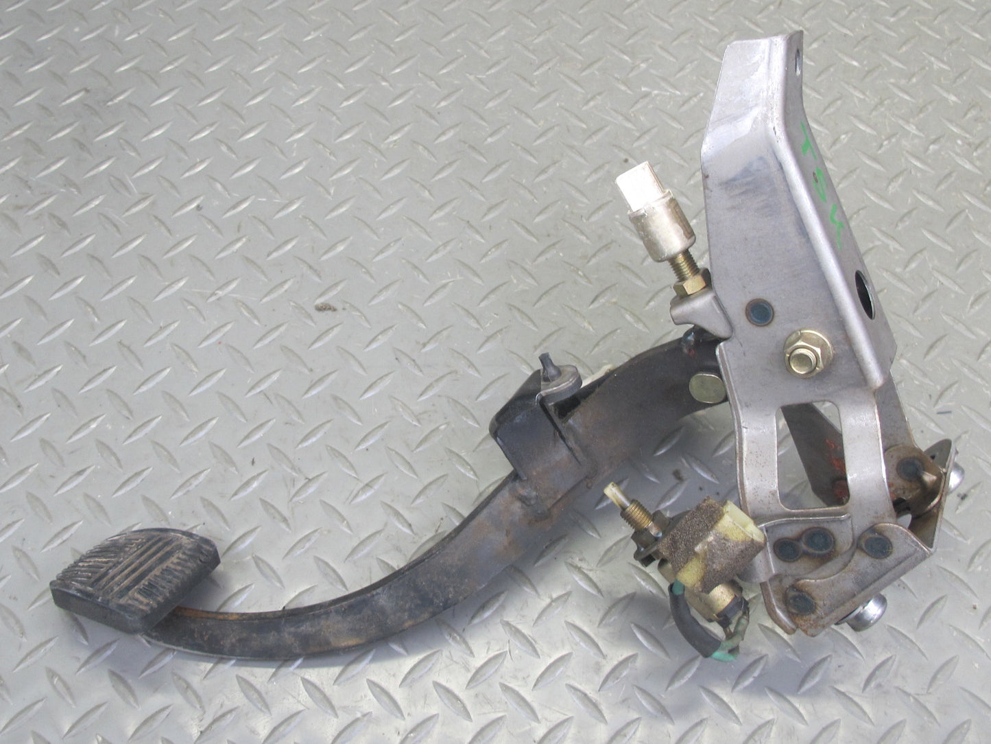 86-88 Toyota Supra MK3 7MGE M/T Gas Acceleration Brake Clutch Pedal Set OEM
