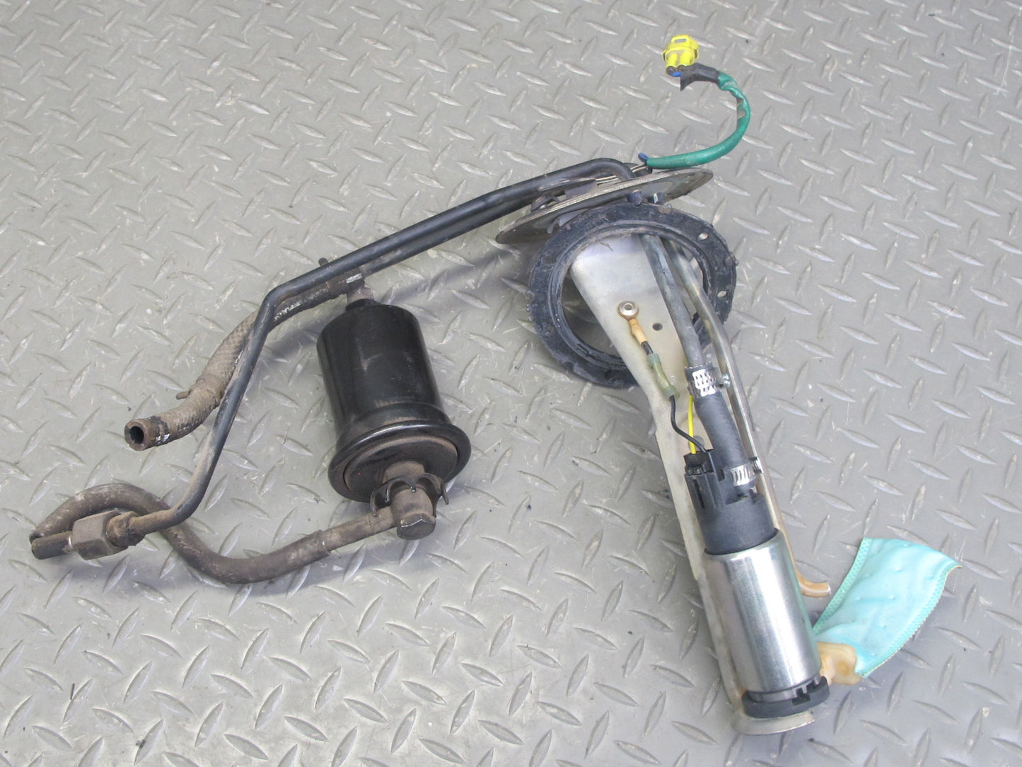 86-92 Toyota Supra MK3 7MGE NON Turbo Fuel Pump Level Sensor Assembly 106K OEM