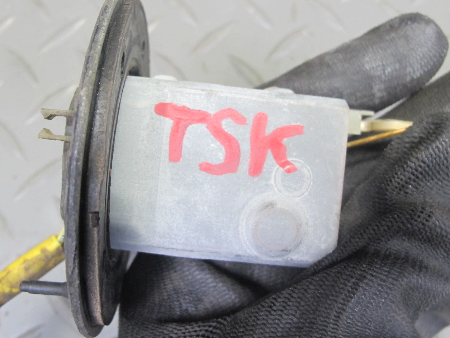 86-92 Toyota Supra MK3 7MGE NON Turbo Fuel Pump Level Sensor Assembly 106K OEM