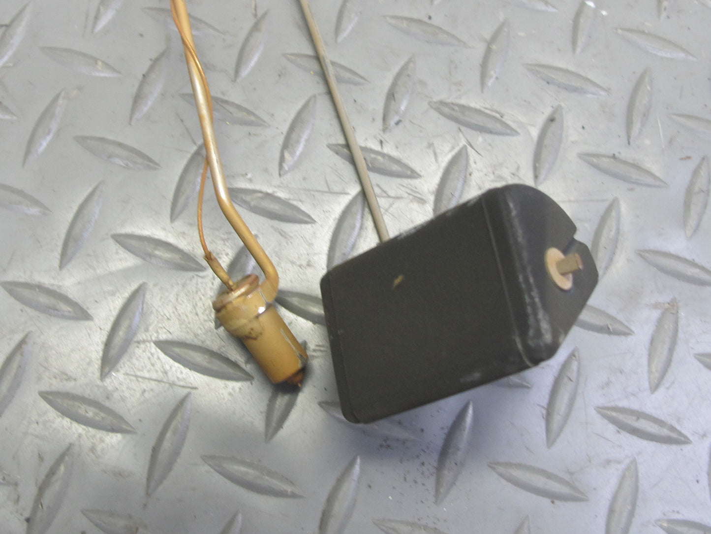 86-92 Toyota Supra MK3 7MGE NON Turbo Fuel Pump Level Sensor Assembly 106K OEM
