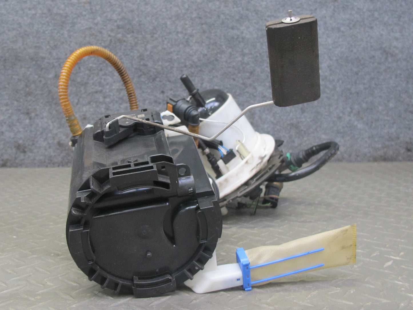 2013-2022 Land Range Rover L405 5.0L Fuel Pump Level Sensor Sending Unit