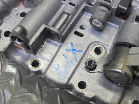 2004-2005 Lexus UZJ100L LX470 A/T Automatic Transmission Valve Body Mechatronic