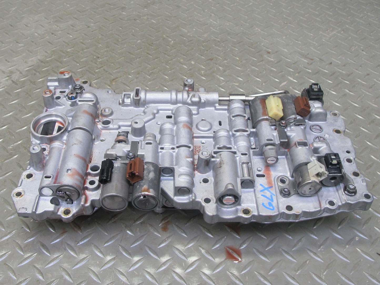 2004-2005 Lexus UZJ100L LX470 A/T Automatic Transmission Valve Body Mechatronic