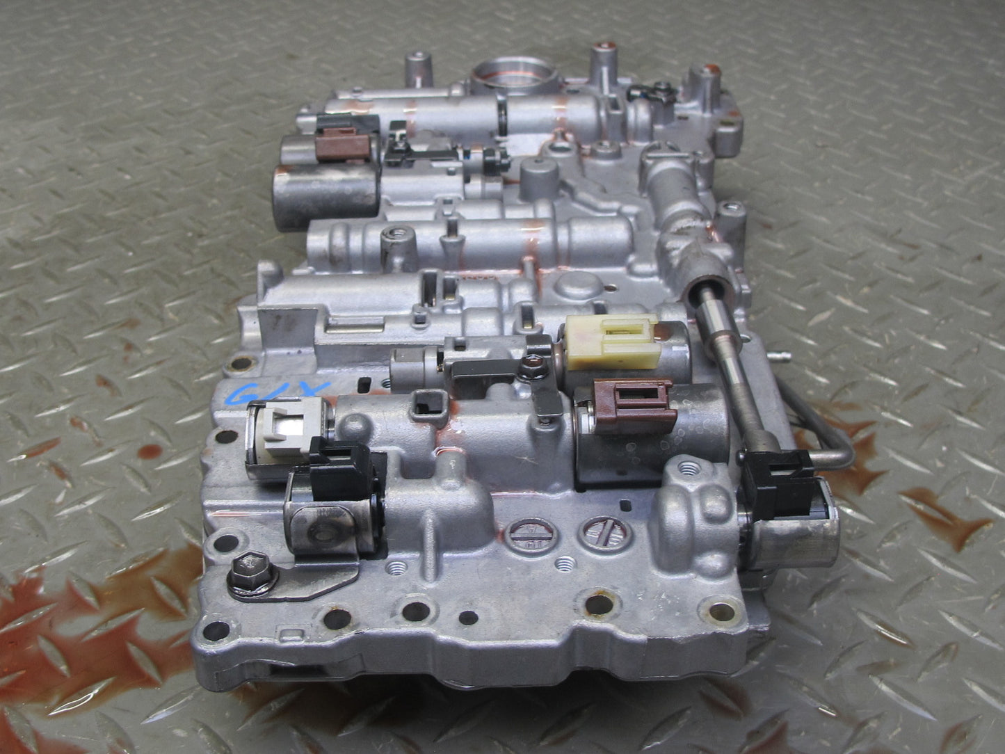 2004-2005 Lexus UZJ100L LX470 A/T Automatic Transmission Valve Body Mechatronic