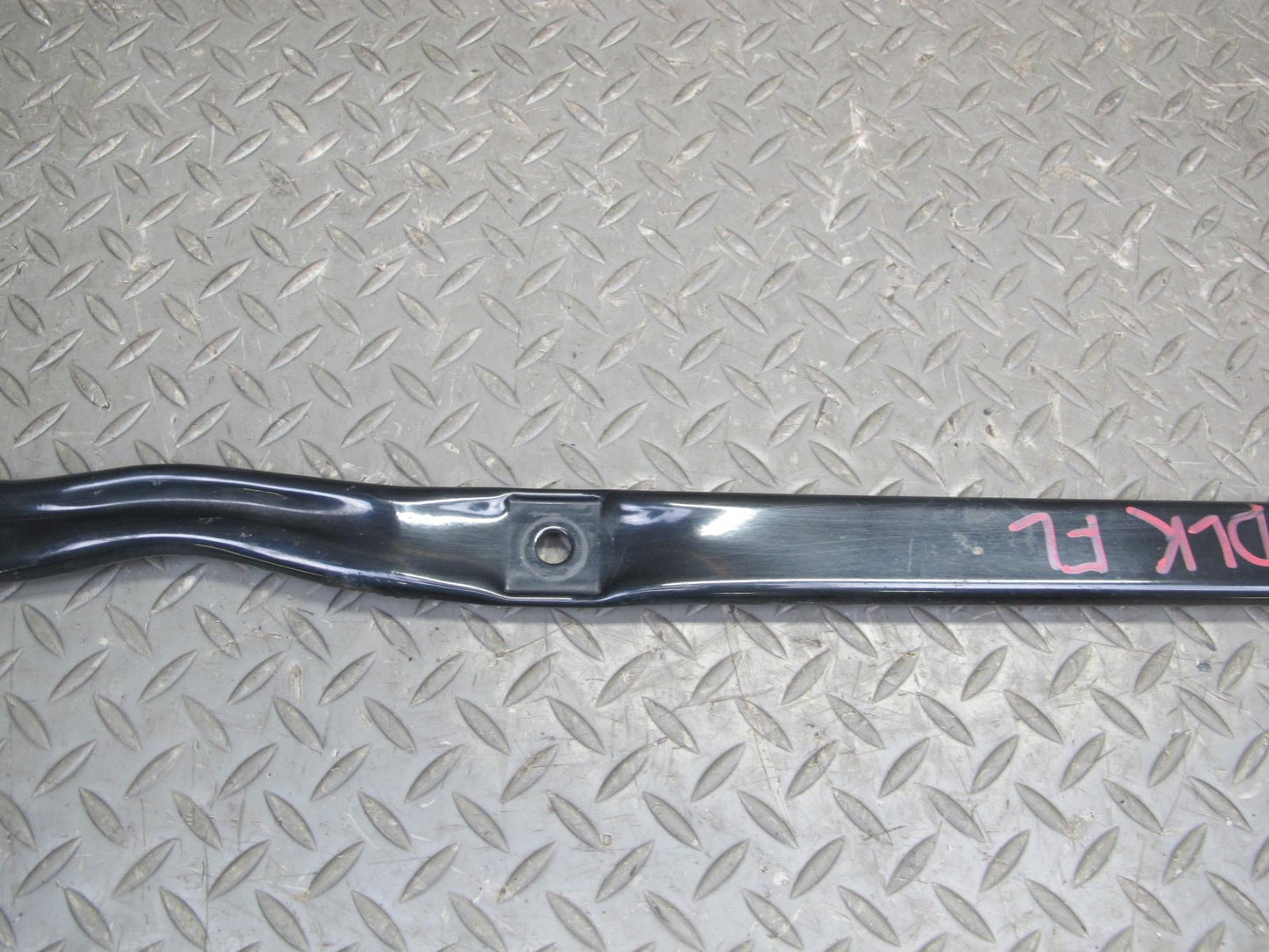 12-20 Mercedes R172 SLK SLC Front Left Right Lower Suspension Support Brace Set