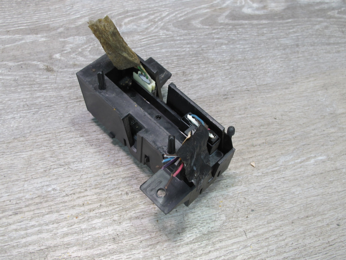 2003-2007 Hummer H2 Dash Transfer Case Select Control Switch W/bracket 15192439