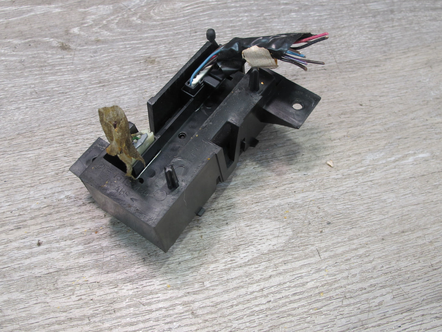 2003-2007 Hummer H2 Dash Transfer Case Select Control Switch W/bracket 15192439