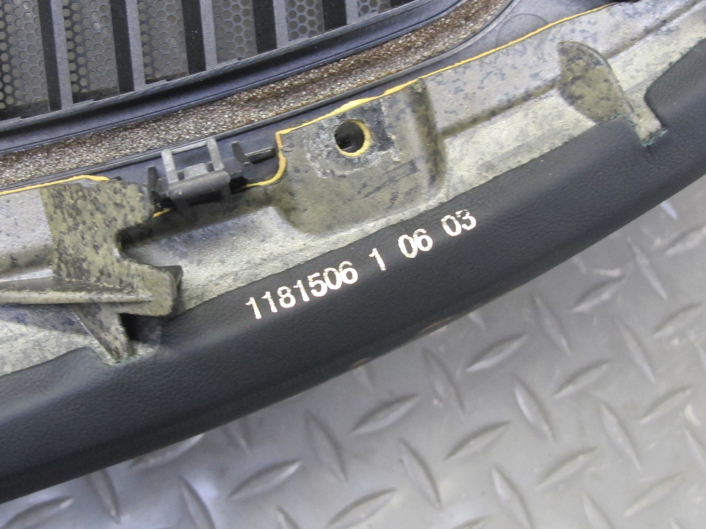 2003-2006 Porsche Cayenne 955 Dash Center Radio Speaker Trim Bezel Cover Panel