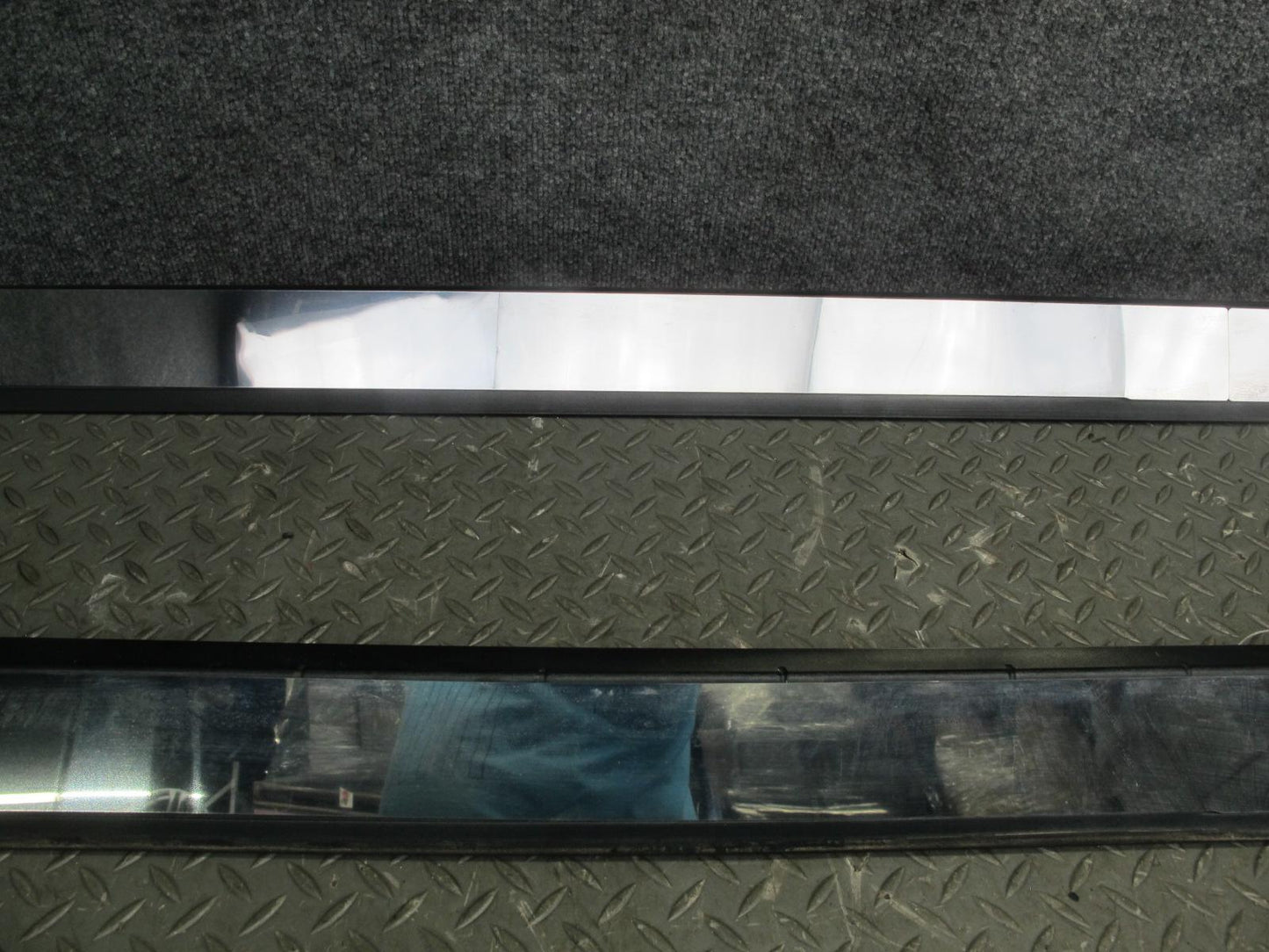 2003-2009 Hummer H2 Front Right & Left Side Roof Rack Rail Cover Molding Set