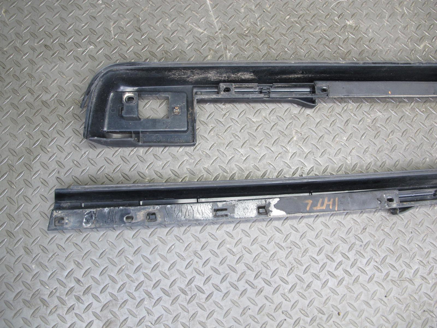 2003-2009 Hummer H2 Rear Right & Left Side Roof Rack Rail Cover Molding Set