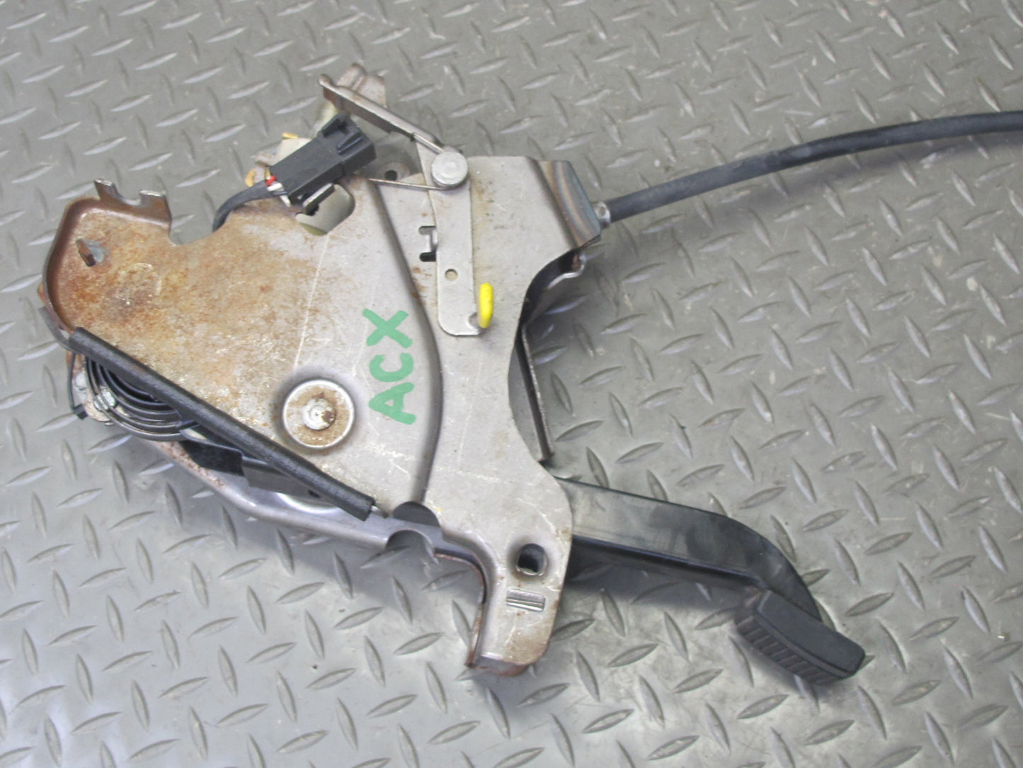 2004-2009 Cadillac XLR Parking Emergency Brake Stop Pedal W/ Cable Assembly