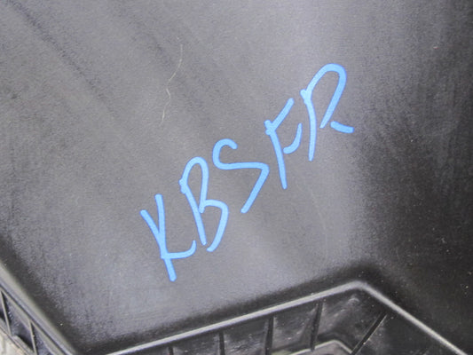 2006-2010 BMW E63 E64 M5 M6 Right Air Intake Cleaner Filter Box Assembly 7834501