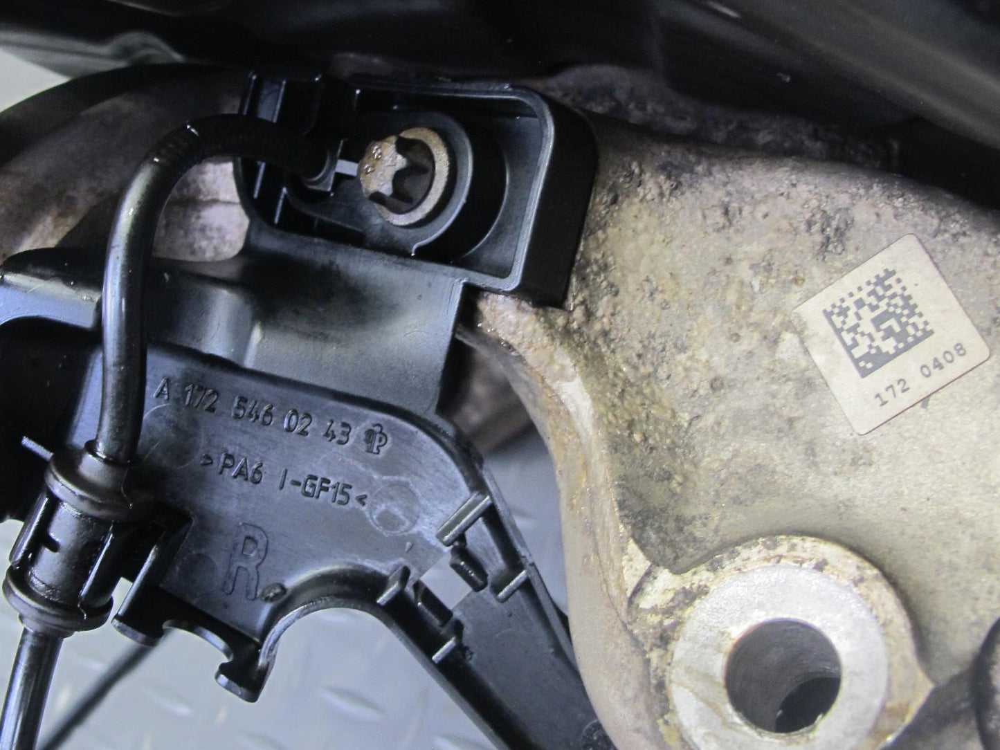 2012-2020 Mercedes R172 SLK SLC RWD Rear Right Side Spindle Knuckle Wheel Hub