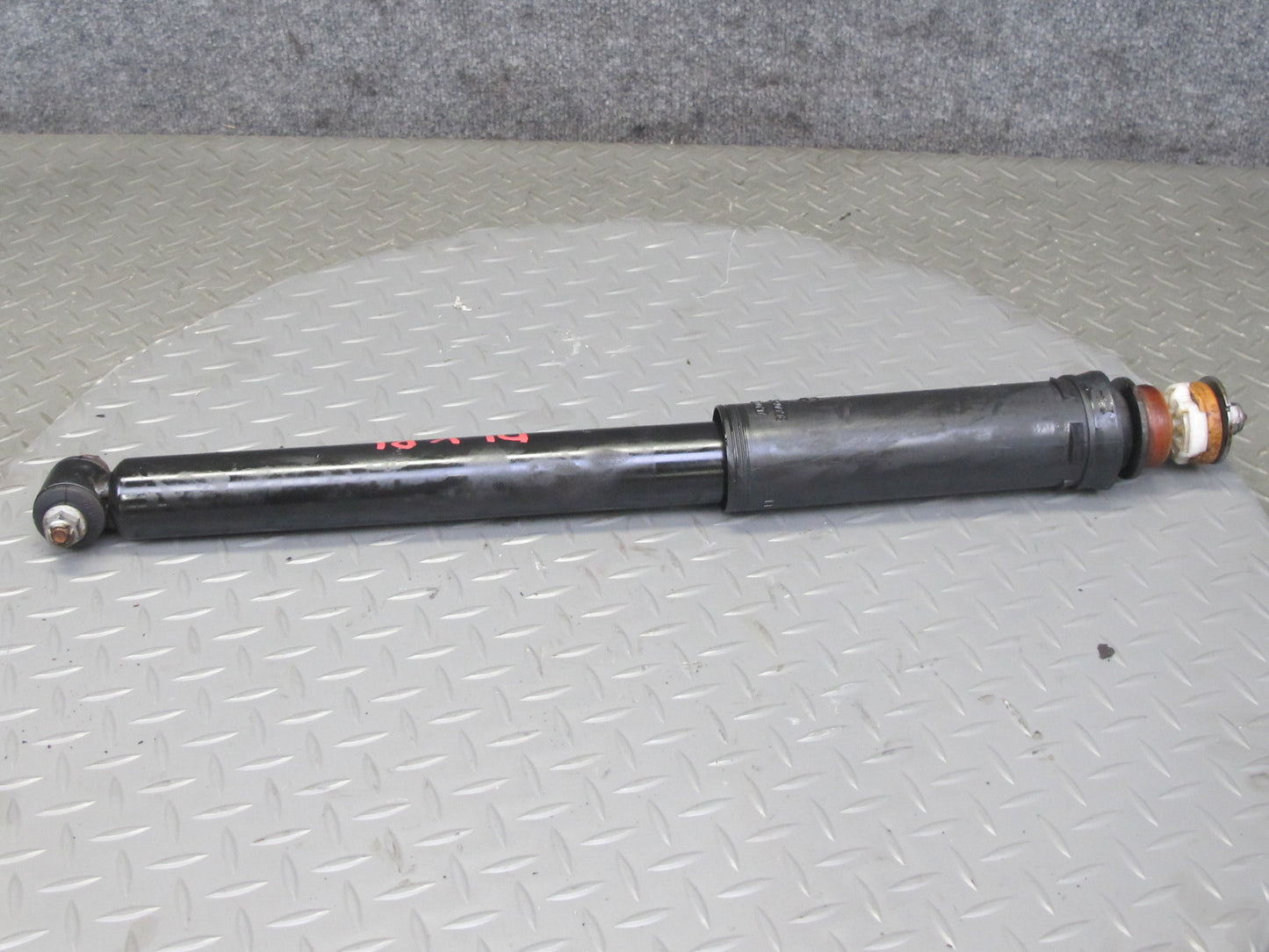 2012-2020 Mercedes R172 SLK SLC Rear Left & Right Side Shock Strut Absorber Set
