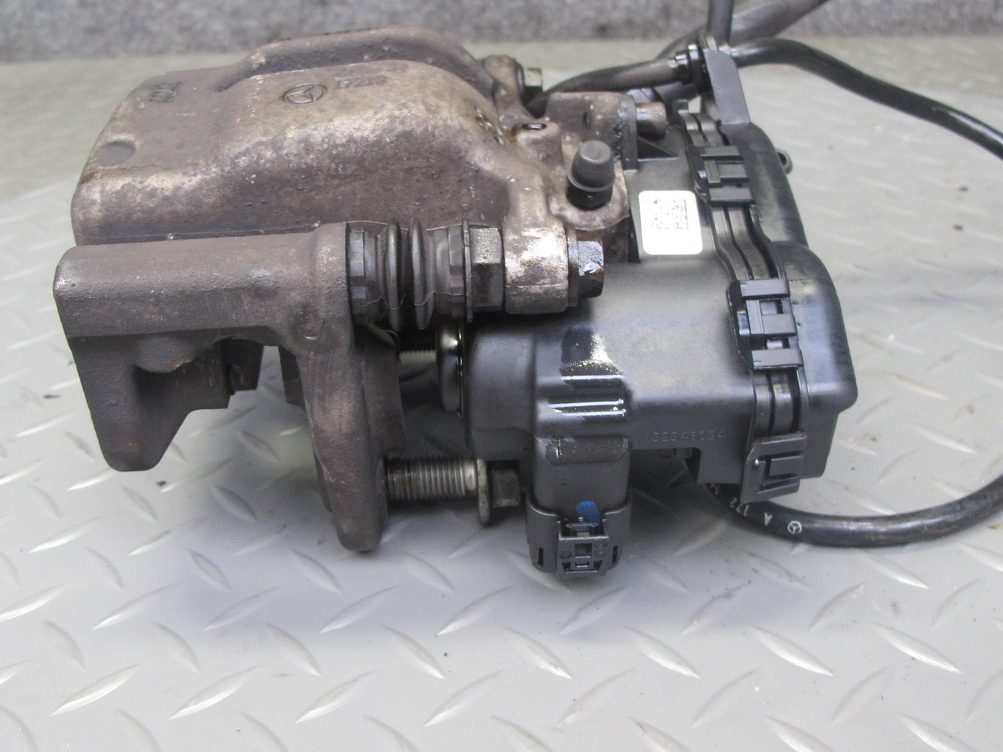 2012-2016 Mercedes R172 SLK RWD Rear Right Passenger Side Brake Caliper