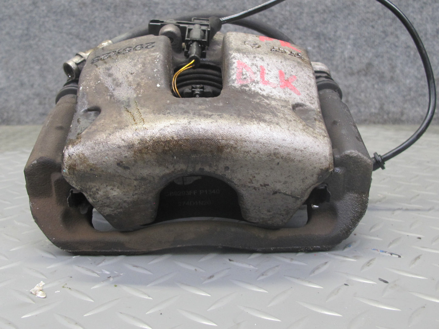 2012-2016 Mercedes R172 SLK SLC RWD Front :eft & Right Side Brake Caliper Set