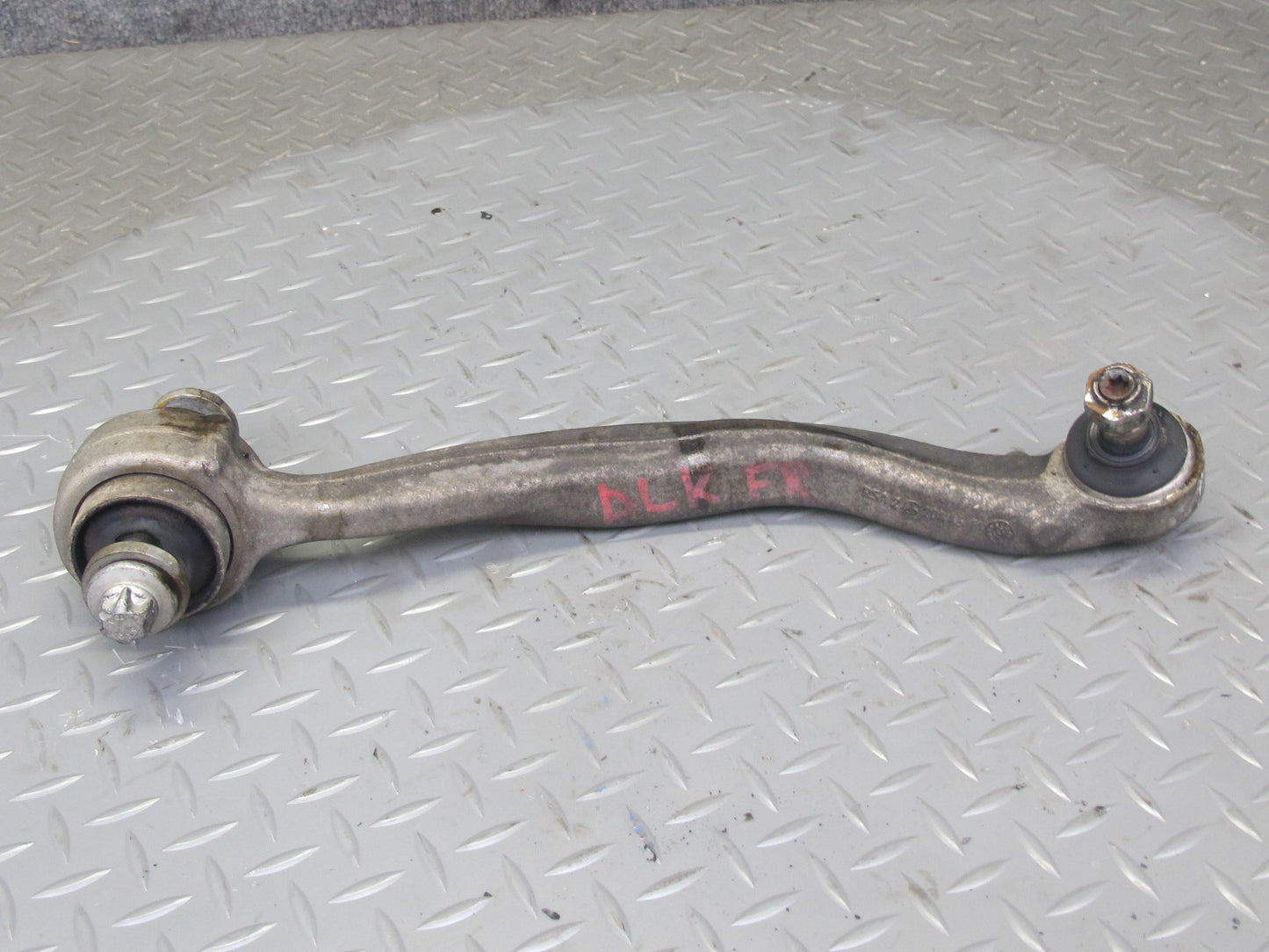 2012-2020 Mercedes R172 SLK SLC RWD Front Right Side Suspension Control Arm Set