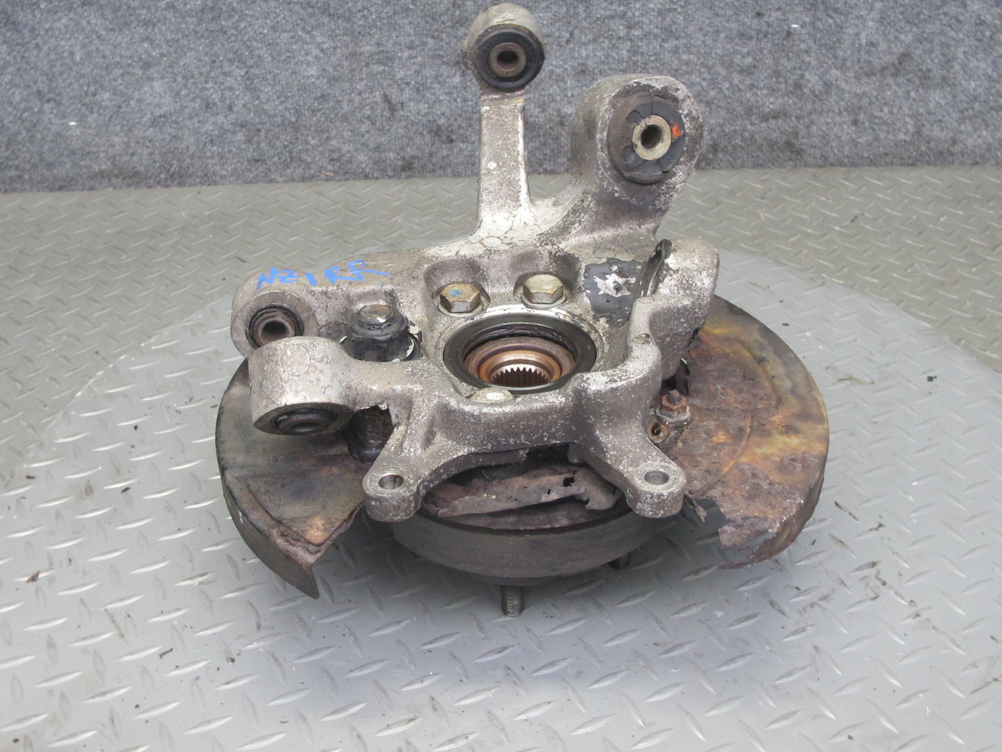 91-96 Nissan Z32 300ZX NON Turbo Rear Right Spindle Knuckle Wheel Hub OEM