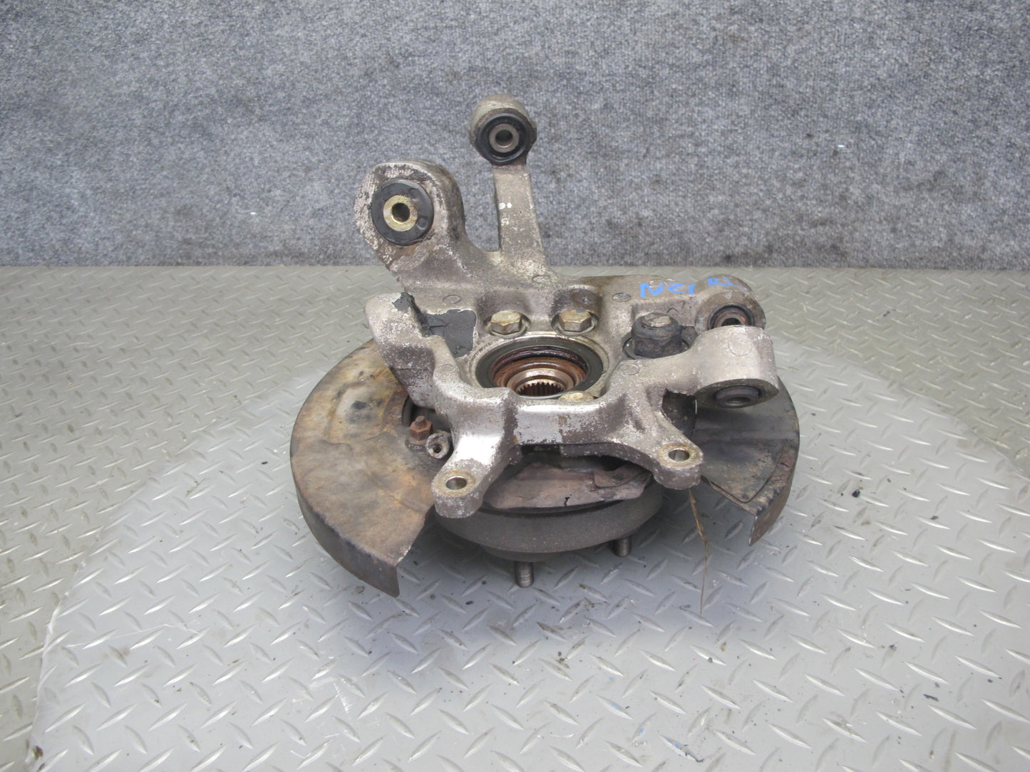 91-96 Nissan Z32 300ZX NON Turbo Rear Left Spindle Knuckle Wheel Hub OEM