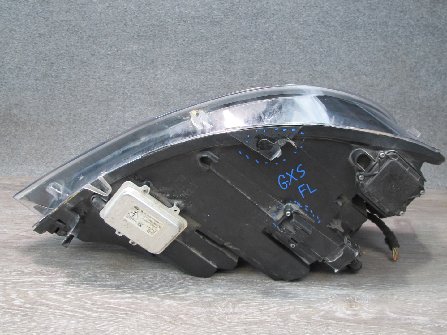 2010-2014 BMW E71 E72 X6 Front Left Adaptive Xenon HID Headlight Lamp w Ballast