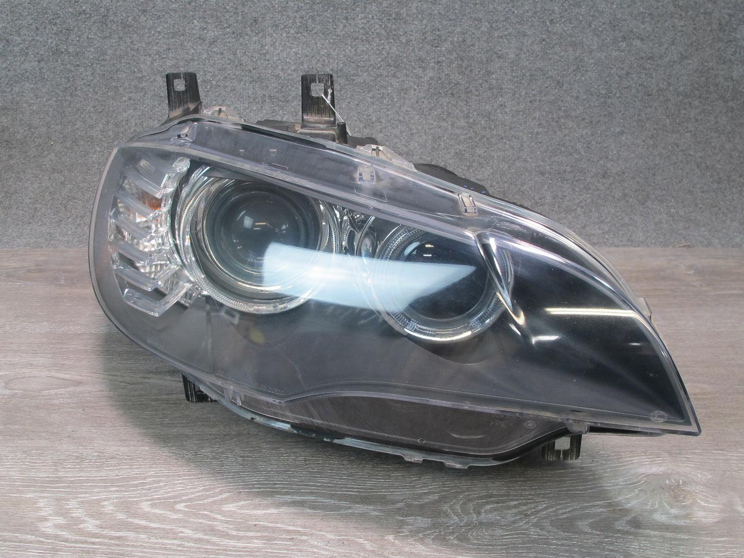 2010-2014 BMW E71 E72 X6 Front Right Adaptive Xenon HID Headlight Lamp w Ballast
