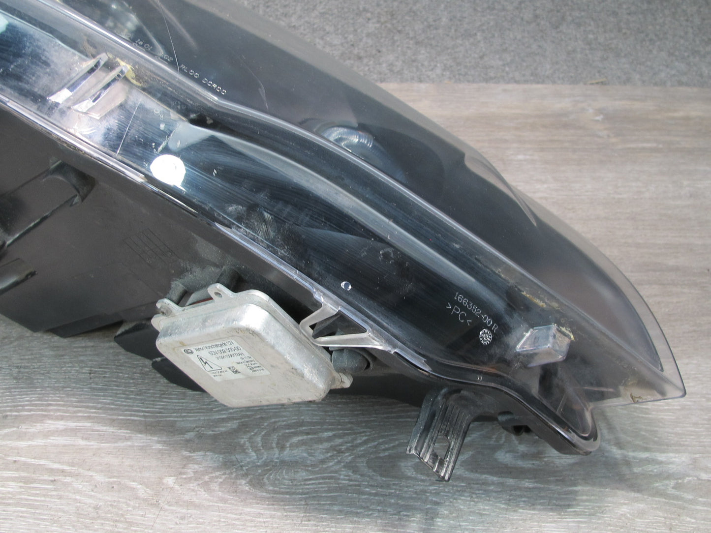 2010-2014 BMW E71 E72 X6 Front Right Adaptive Xenon HID Headlight Lamp w Ballast