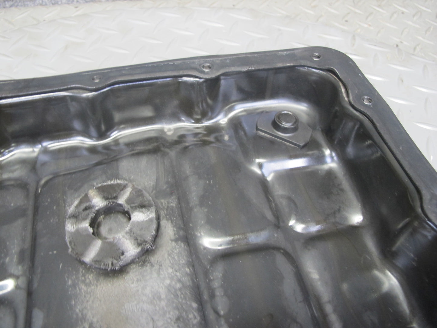 1993 Nissan Z32 300ZX NON Turbo A/T Automatic Transmission Oil Pan OEM