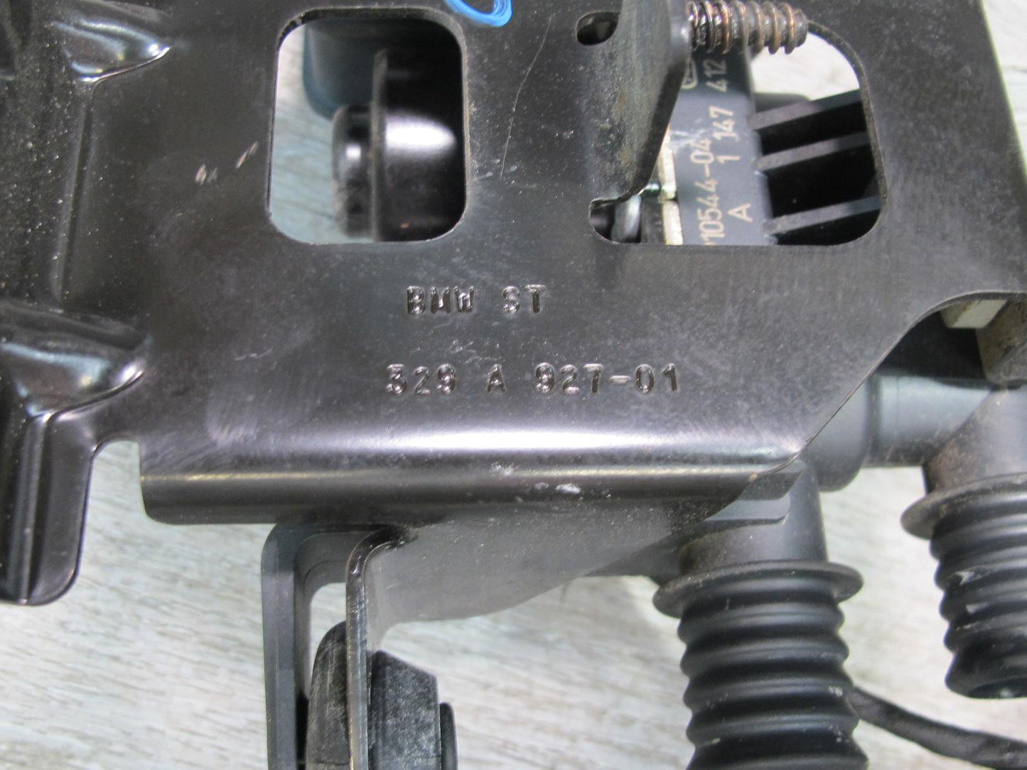 2008-2014 BMW E71 E72 X6 Heater Water Control Valve 6910544